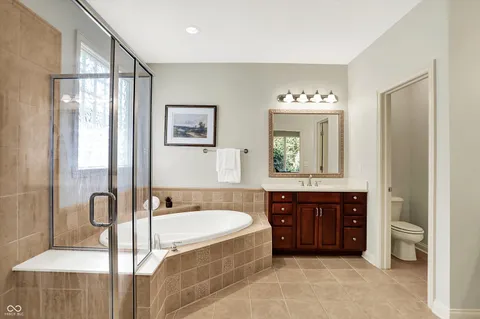 $565,000 | 4498 Nottinghill Drive, Avon, IN 46123