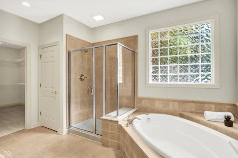 $565,000 | 4498 Nottinghill Drive, Avon, IN 46123