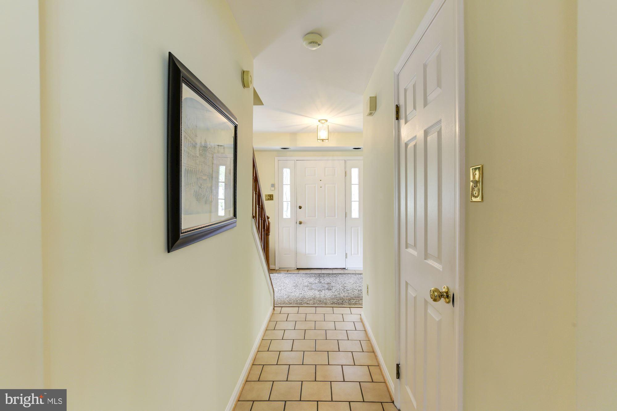 3284 Elmmede Road Ellicott City, MD 21042 - Photo 25 of 51 Hall Way