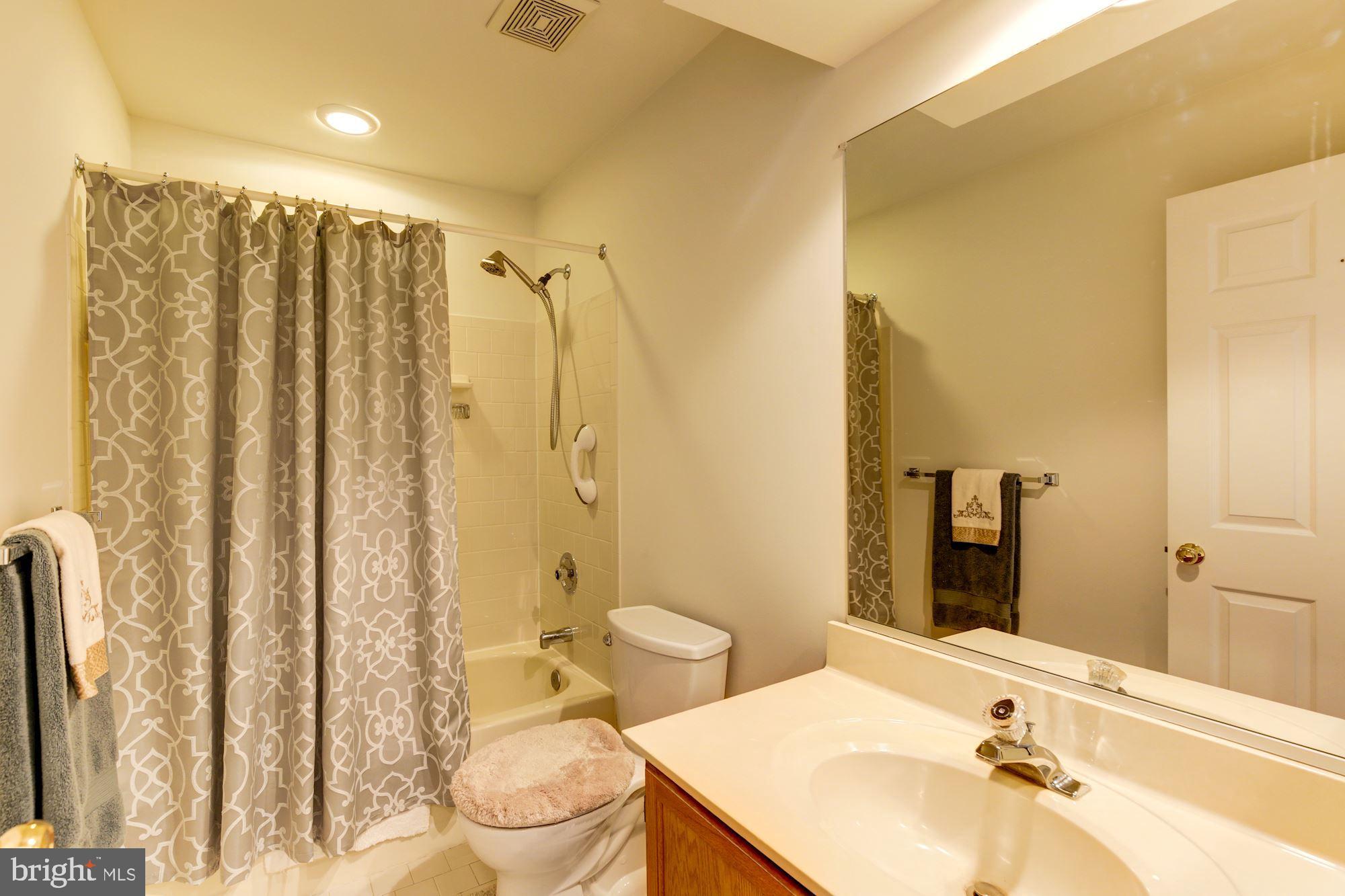 3284 Elmmede Road Ellicott City, MD 21042 - Photo 37 of 51 Full Bath