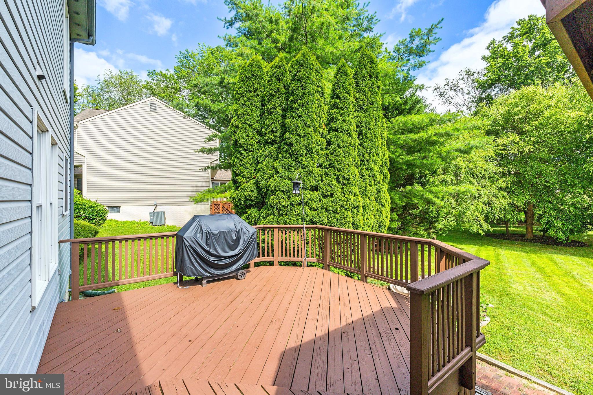 3284 Elmmede Road Ellicott City, MD 21042 - Photo 45 of 51 Back Deck