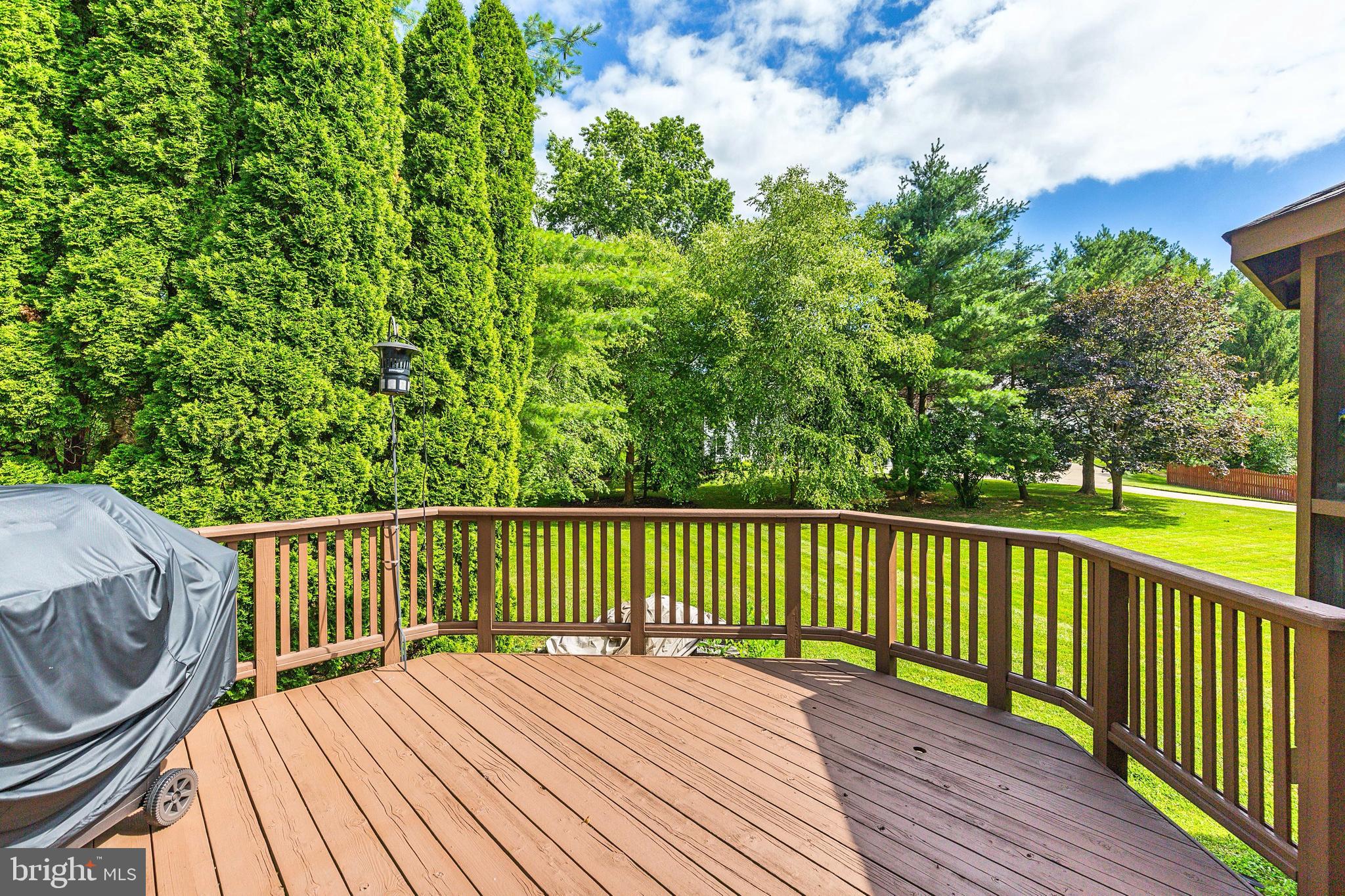 3284 Elmmede Road Ellicott City, MD 21042 - Photo 46 of 51 Back Deck