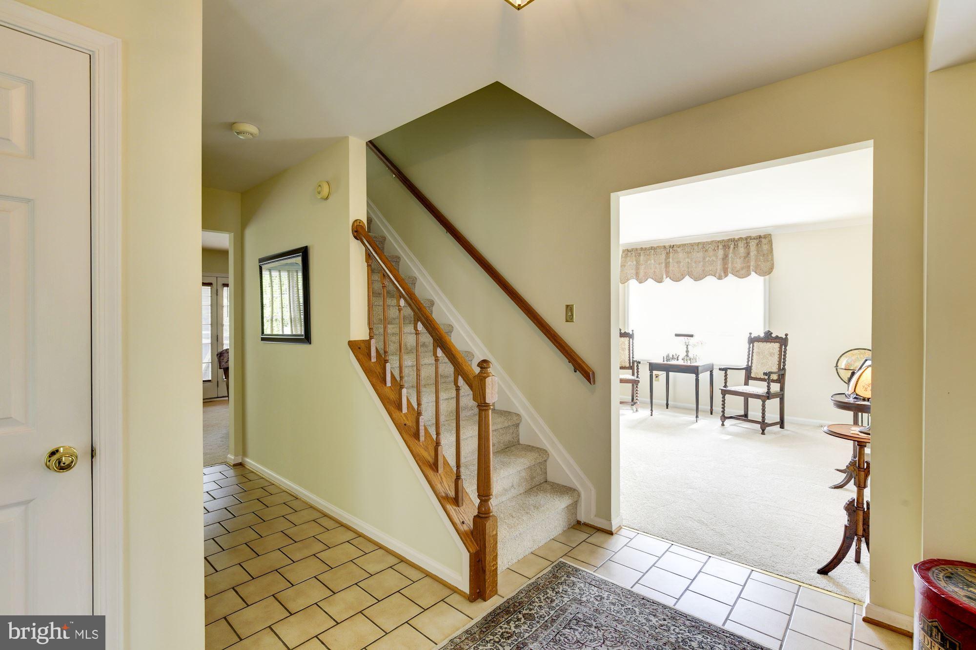 3284 Elmmede Road Ellicott City, MD 21042 - Photo 9 of 51 Foyer