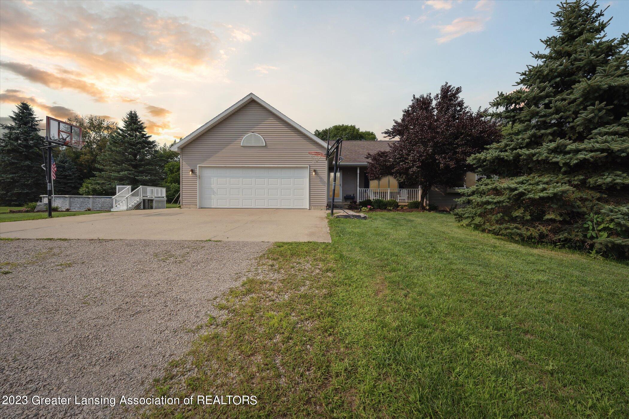 12500 South Wacousta Road Eagle, MI 48822 - Photo 4 of 54 01-12500-S-Wacousta-Rd-Eagle-MI-48822-Wi