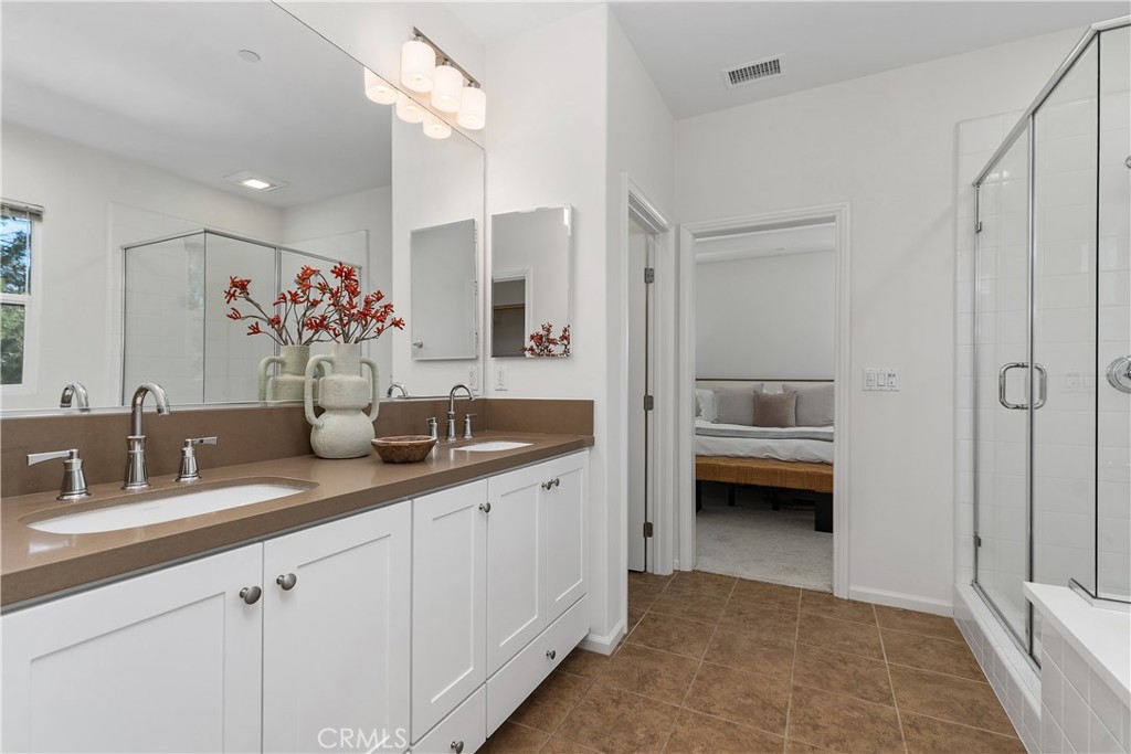 275 Rodeo Irvine, CA 92602 - Photo 11 of 27