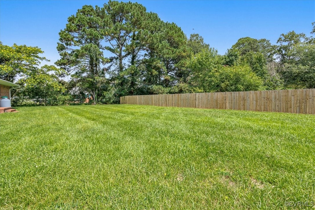 113 Beaver Dam Road Waverly, VA 23890 - Photo 24 of 34 View of yard