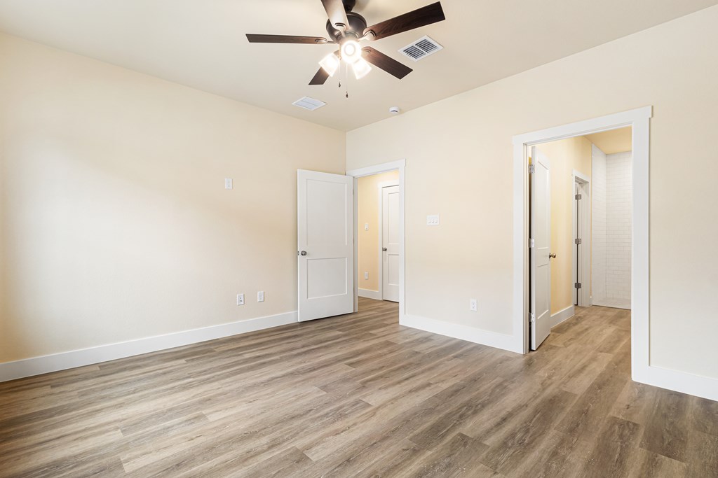 302 Riley Way Kerrville, TX 78028 - Photo 19 of 30