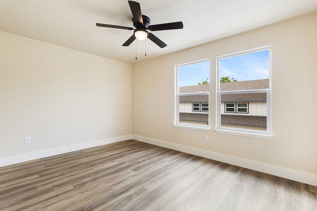 302 Riley Way Kerrville, TX 78028 - Photo 28 of 30