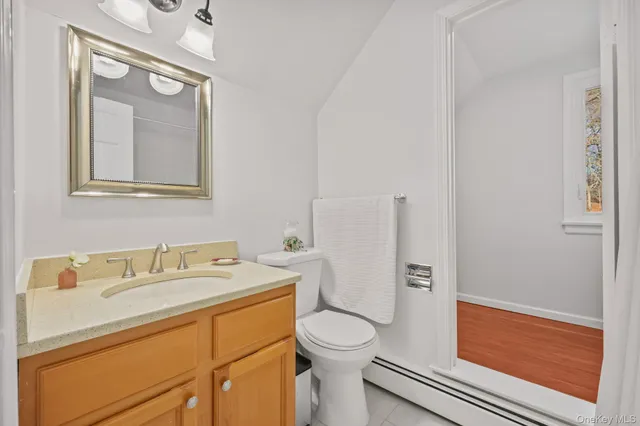 $839,000 | 11 Pondview Cl, Chappaqua, NY 10514