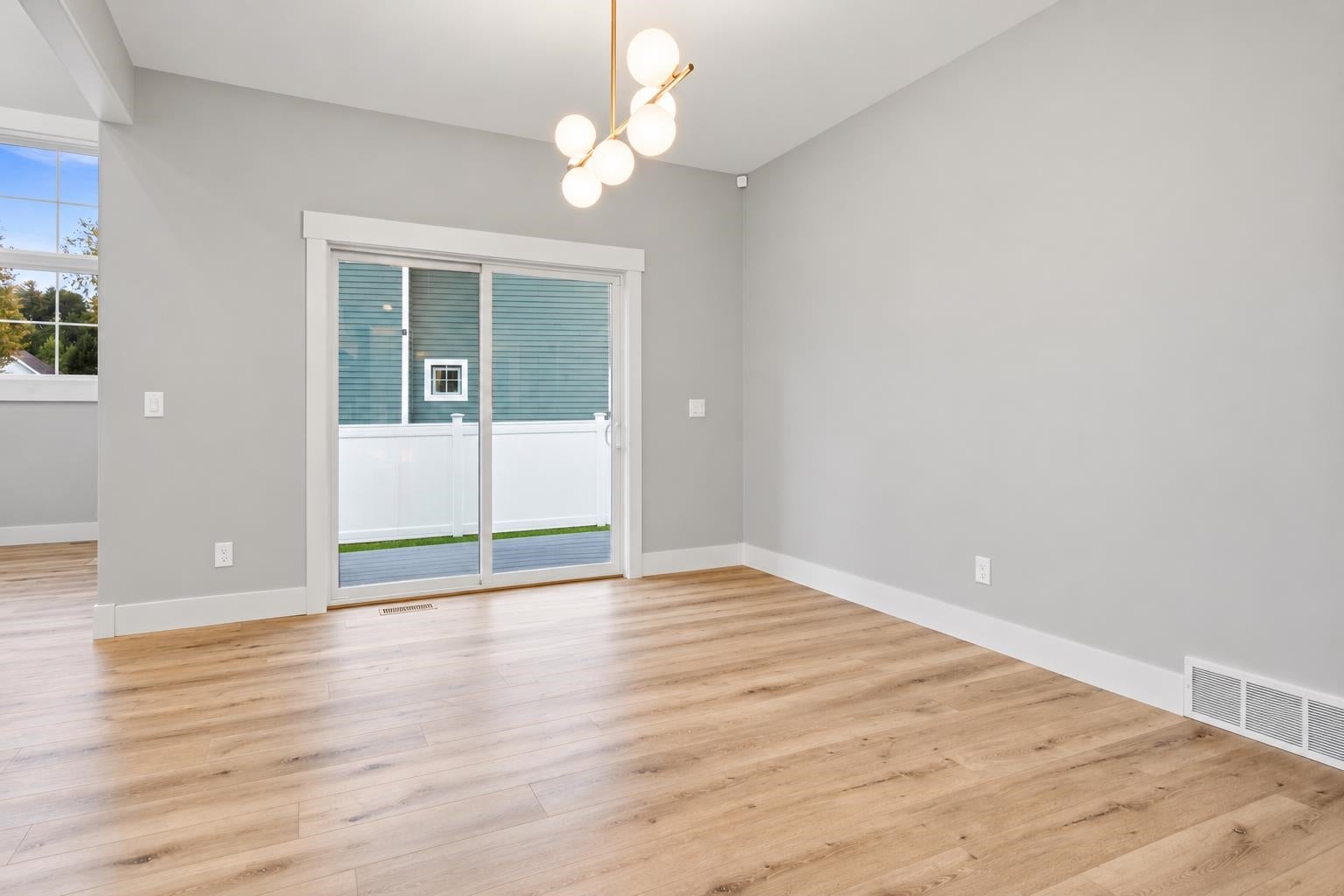 10708 Shrewbury Road Traverse City, MI 49684 - Photo 11 of 42 Gallery Image 11