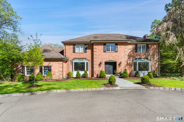 $2,250,000 | 223 Jonathan Drive, Stamford, CT 06903