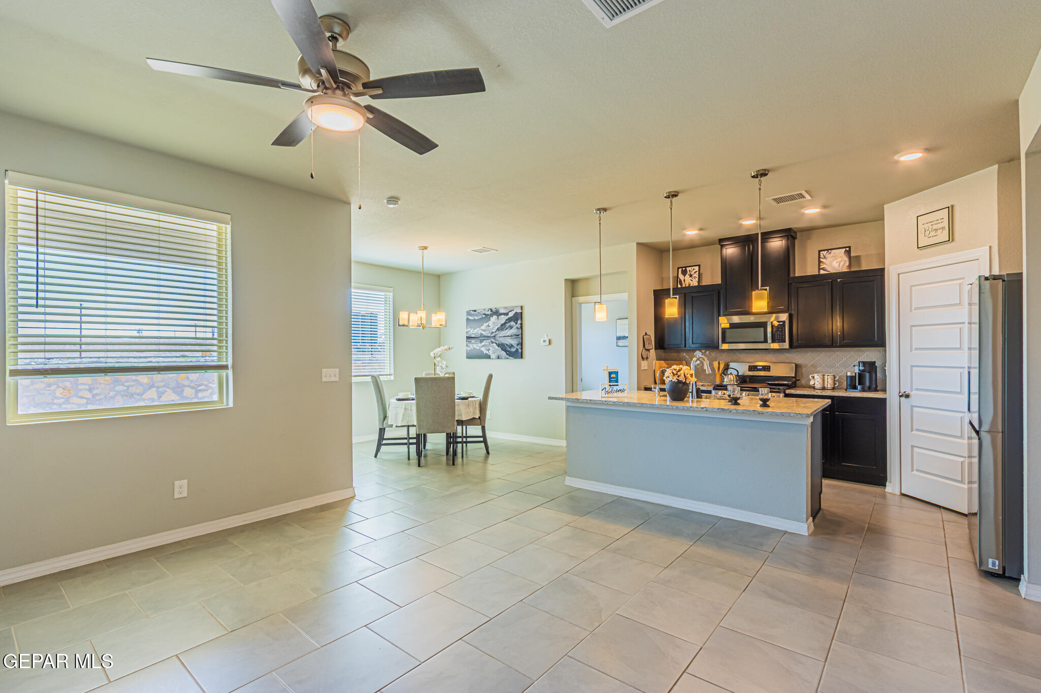 1632 Sam Dominguez El Paso, TX 79928 - Photo 7 of 34 Kitchen