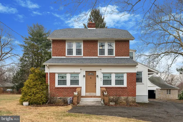 $465,000 | 613 Convent Road, Aston, PA 19014