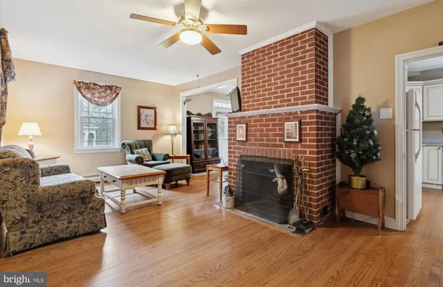 $465,000 | 613 Convent Road, Aston, PA 19014