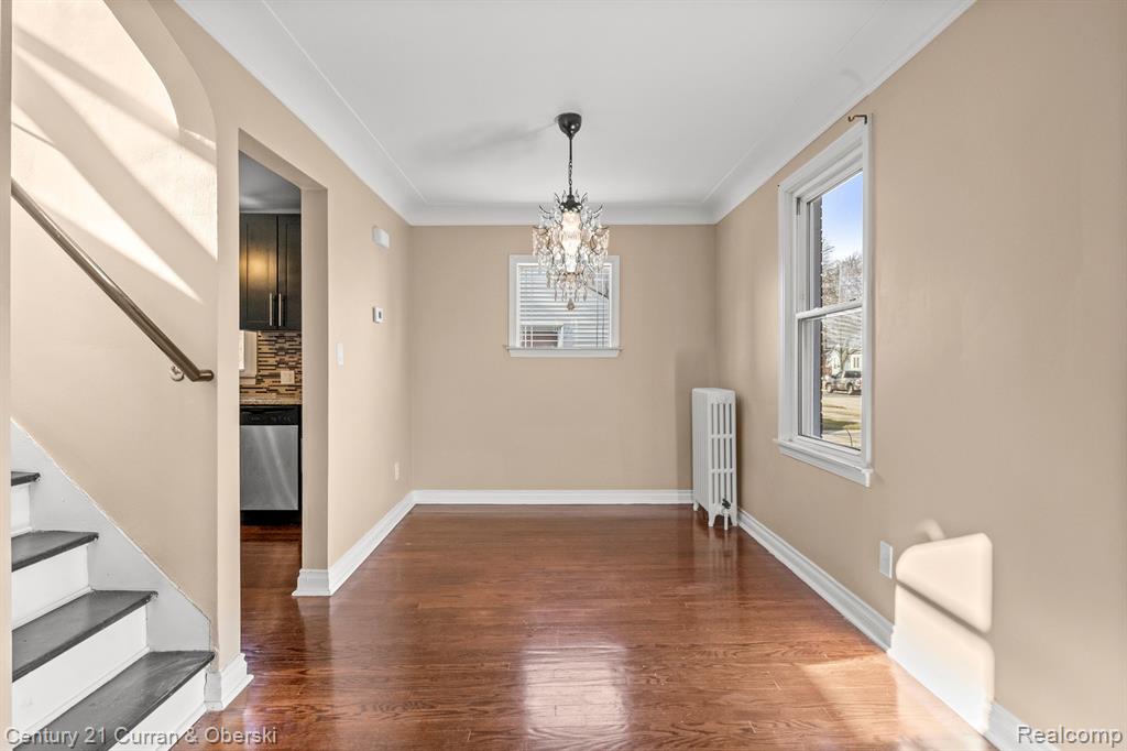 20634 Ridgemont Road Harper Woods, MI 48225 - Photo 9 of 38