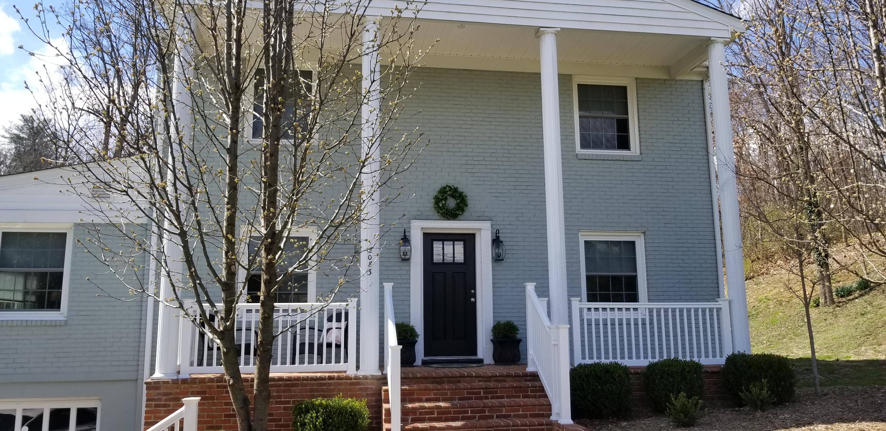 2083 Lee Hi Road Southwest Roanoke, VA 24018 - Photo 1 of 12 Front