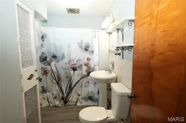 $75,000 | 201 North Cherry Street, Mount Olive, IL 62069