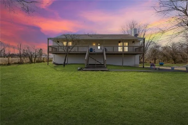$459,000 | 14587 166th Street, Bonner Springs, KS 66012