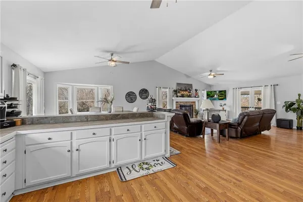 $459,000 | 14587 166th Street, Bonner Springs, KS 66012