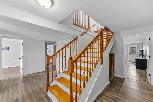 $459,000 | 14587 166th Street, Bonner Springs, KS 66012