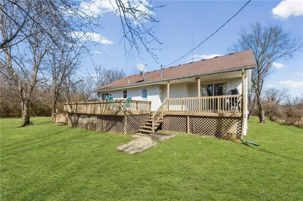 $459,000 | 14587 166th Street, Bonner Springs, KS 66012