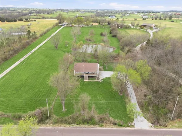 $459,000 | 14587 166th Street, Bonner Springs, KS 66012