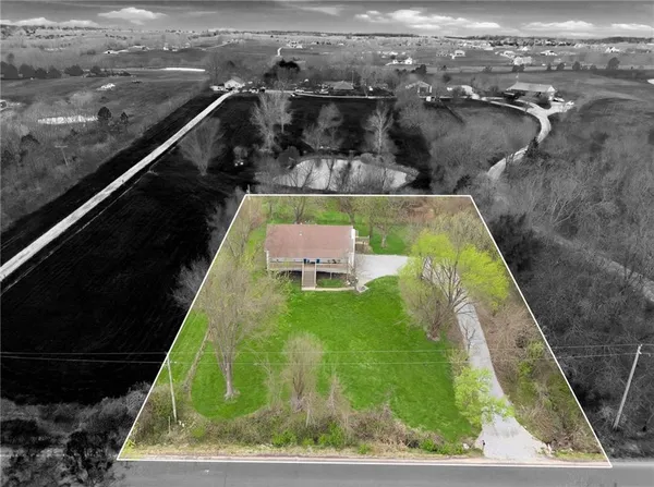 $459,000 | 14587 166th Street, Bonner Springs, KS 66012