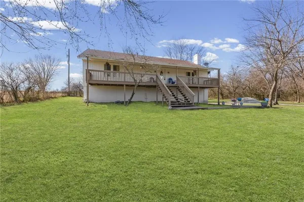 $459,000 | 14587 166th Street, Bonner Springs, KS 66012