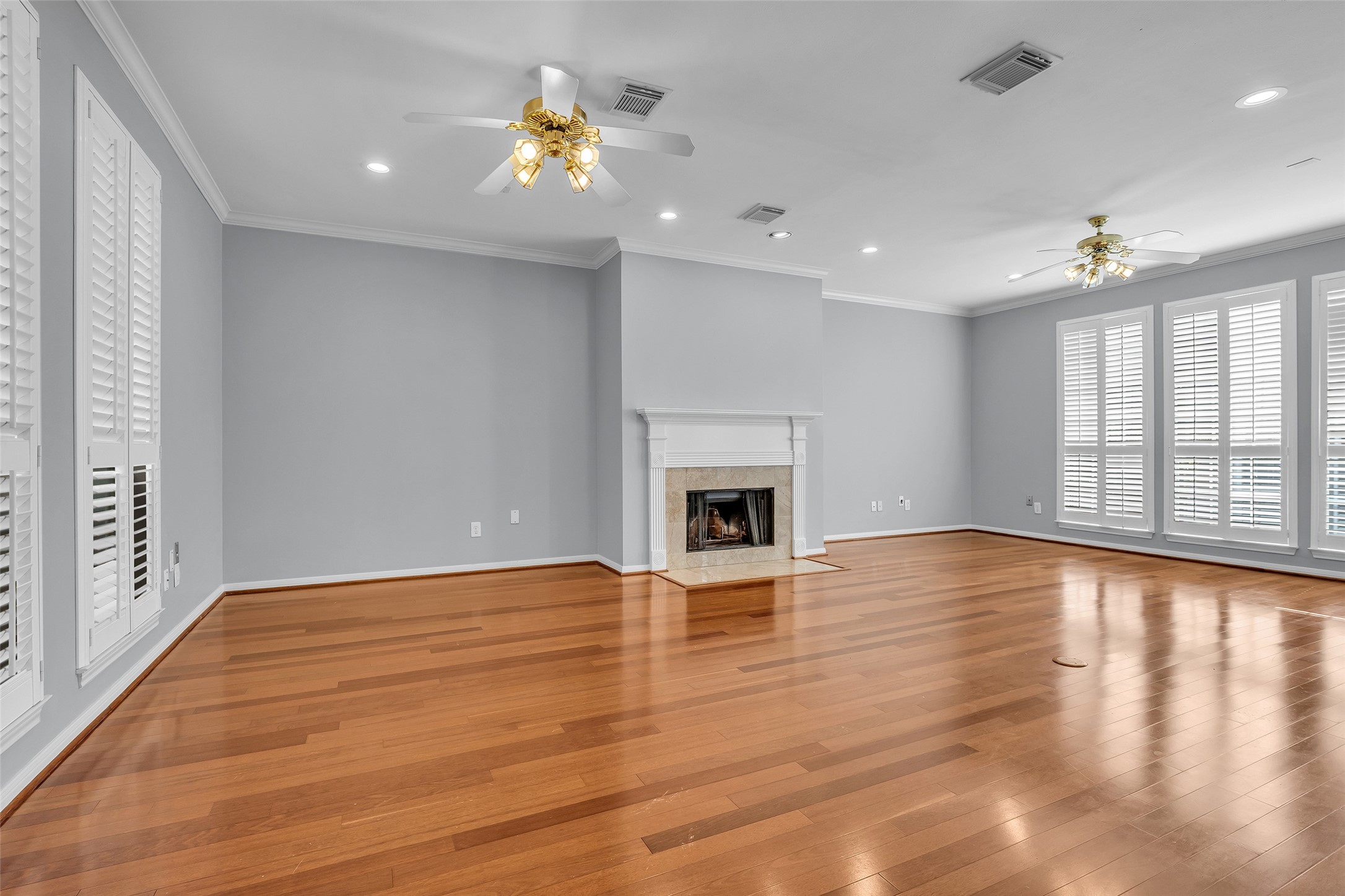 1417 West Webster Street Houston, TX 77006 - Photo 8 of 32