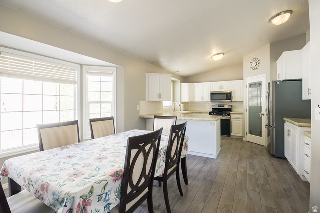 375 South 3290th West Vernal, UT 84078 - Photo 6 of 37