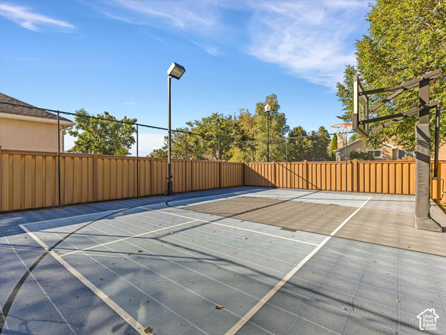 12072 Nicklaus Road Sandy, UT 84092 - Photo 41 of 57 Gallery Image 41