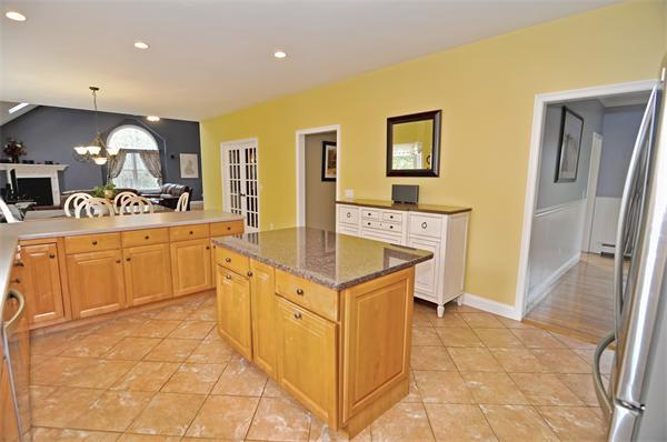 3 Gilberts Way Norton, MA 02766 - Photo 7 of 29