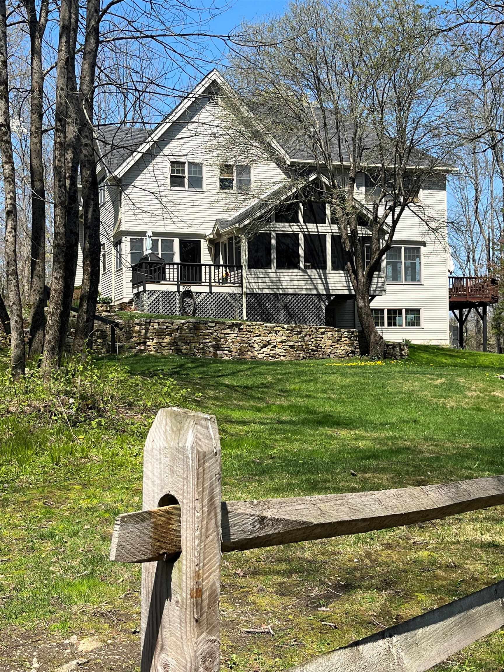 4 Old Spring Drive Grantham, NH 03753 - Photo 3 of 36