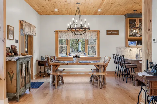 $1,749,000 | 85 Button Hill Road, Tunbridge, VT 05077