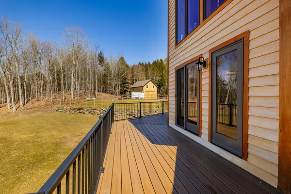 $1,749,000 | 85 Button Hill Road, Tunbridge, VT 05077