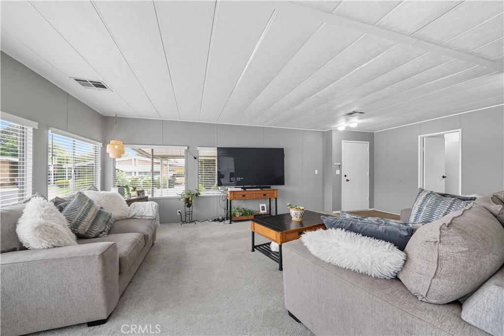 9800 Base Line Road, Unit 79 Rancho Cucamonga, CA 91701 - Photo 5 of 38