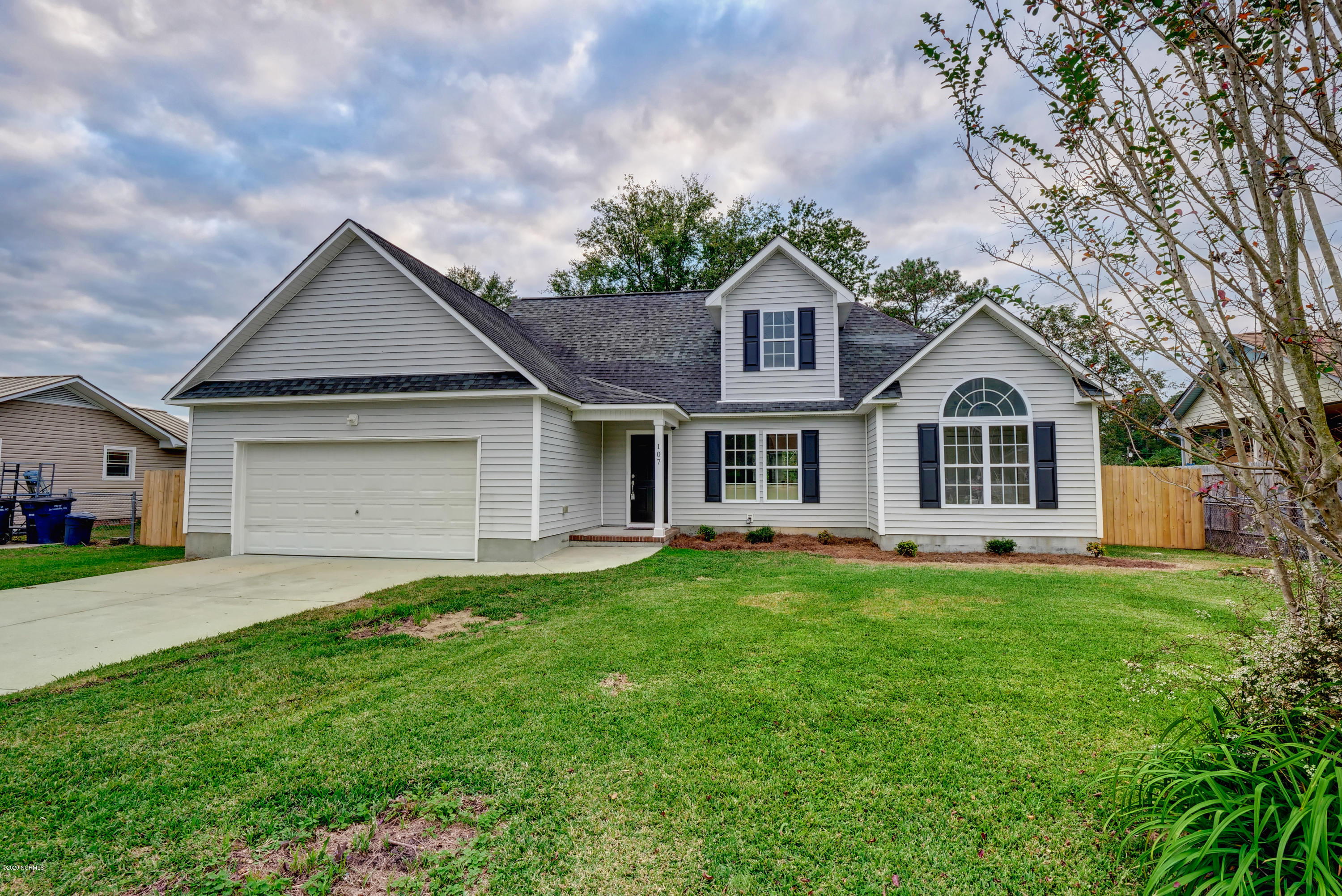 107 Cardinal Road Jacksonville, NC 28546 - Photo 3 of 36 107 Cardinal Rd Jacksonville-print-003-0