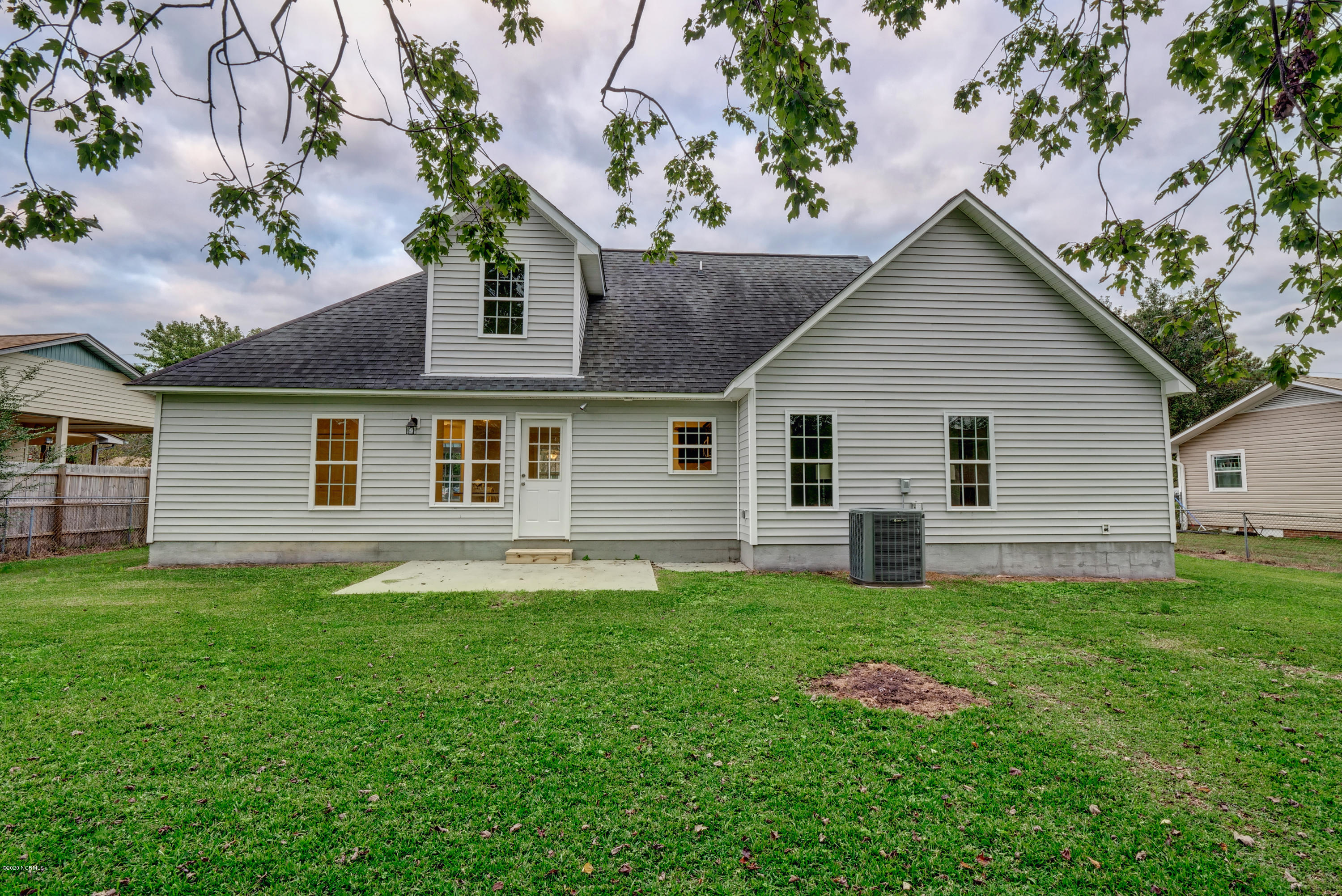 107 Cardinal Road Jacksonville, NC 28546 - Photo 36 of 36 107 Cardinal Rd Jacksonville-print-036-0