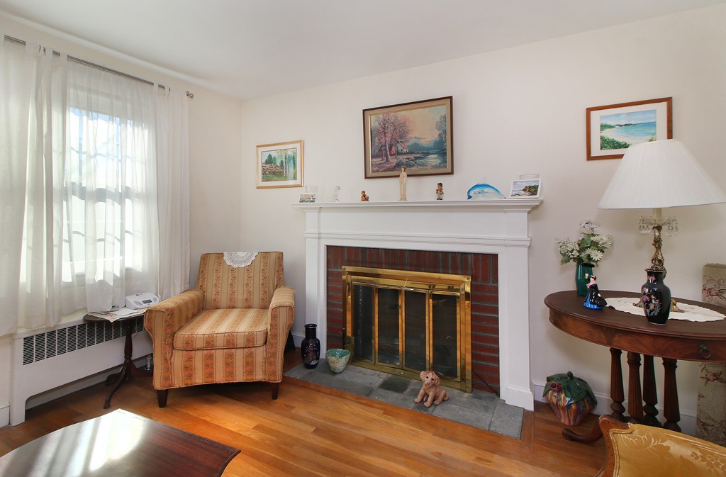 219 Spring Street Boston, MA 02132 - Photo 3 of 13 Gallery Image 3