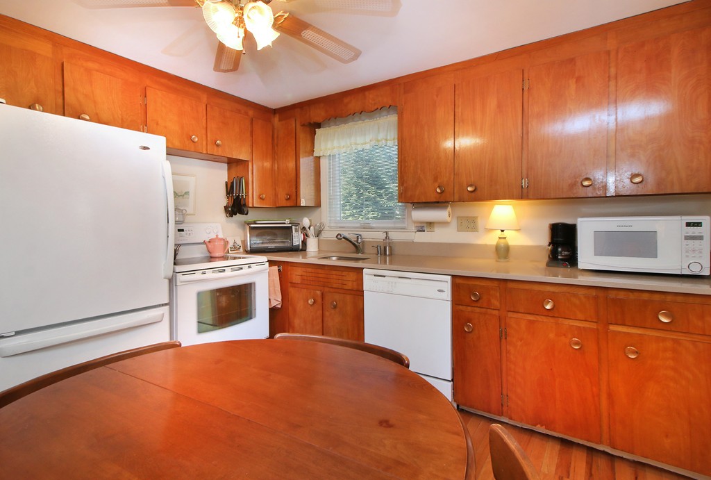 219 Spring Street Boston, MA 02132 - Photo 6 of 13 Gallery Image 6