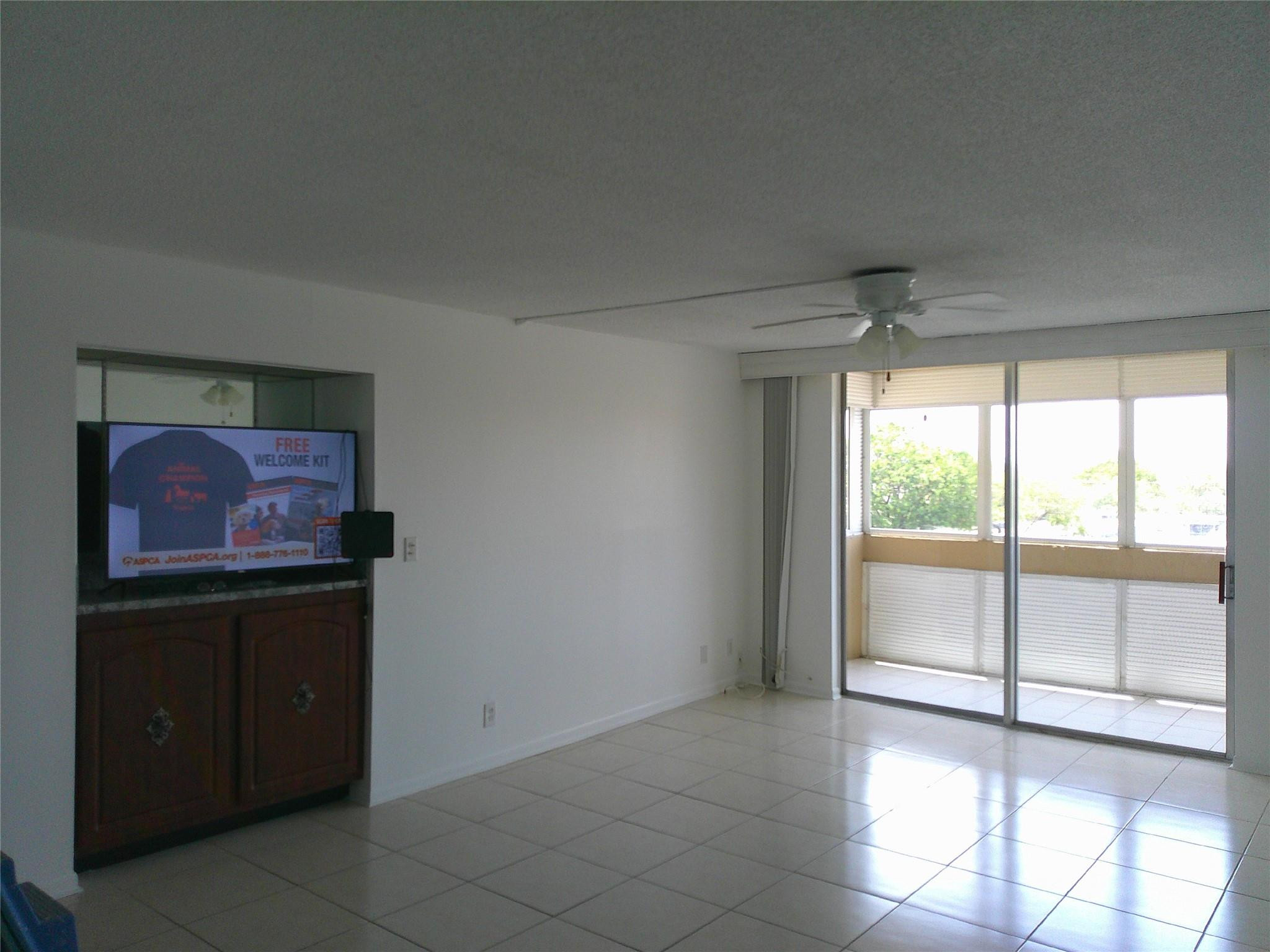 403 Northwest 68th Avenue, Unit 519 Plantation, FL 33317 - Photo 7 of 36 Photo 7