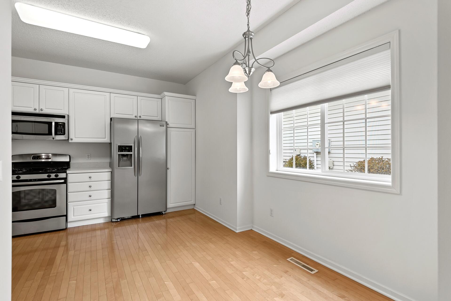 138 Lakeview Road East Chanhassen, MN 55317 - Photo 12 of 43 Gallery Image 12