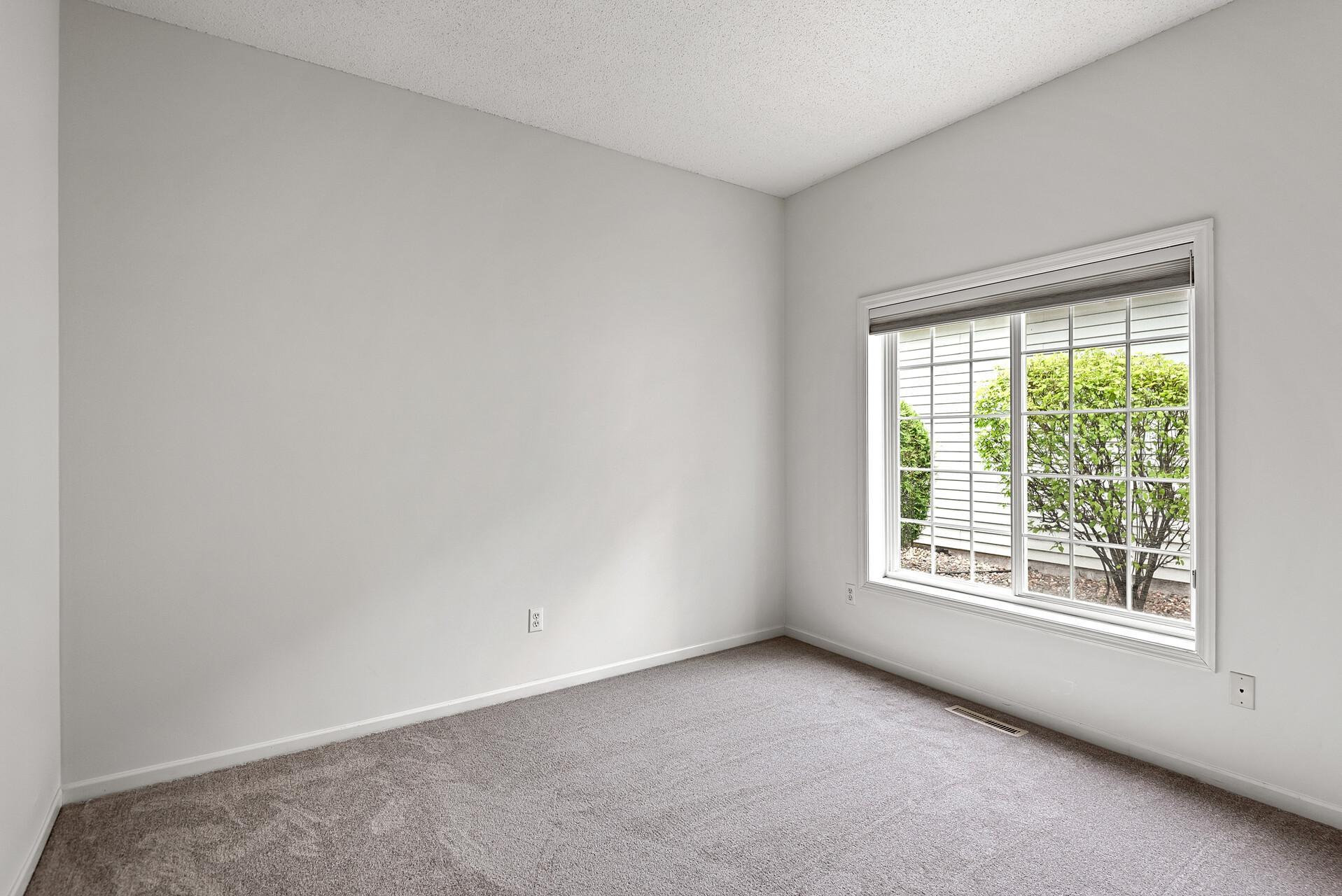 138 Lakeview Road East Chanhassen, MN 55317 - Photo 22 of 43 Gallery Image 22