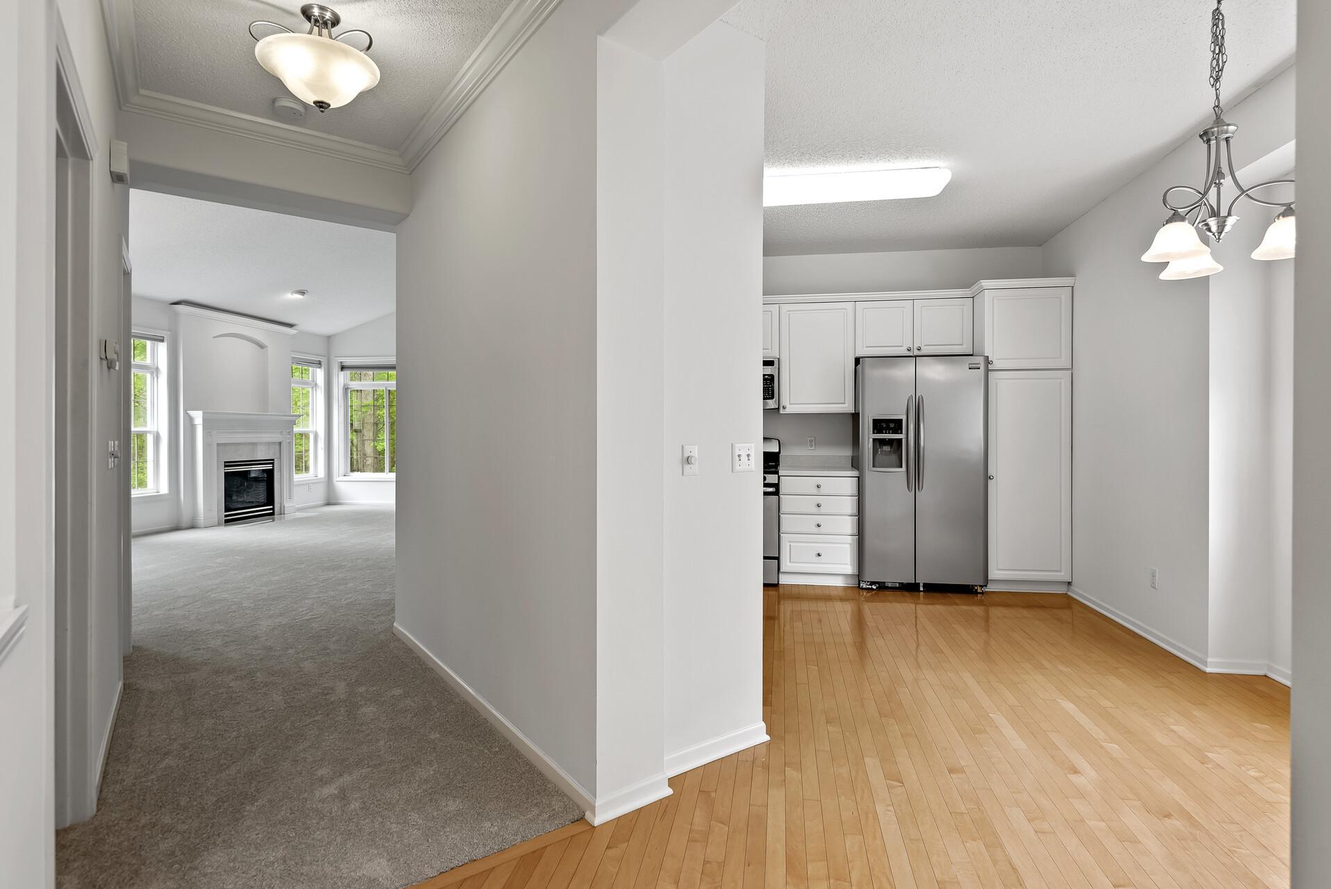 138 Lakeview Road East Chanhassen, MN 55317 - Photo 7 of 43 Gallery Image 7