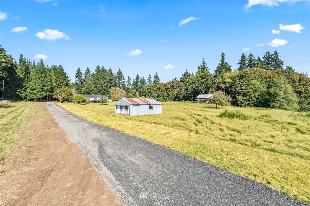 557 Southeast Lider Road Port Orchard, WA 98367 - Photo 5 of 40 Gallery Image 5