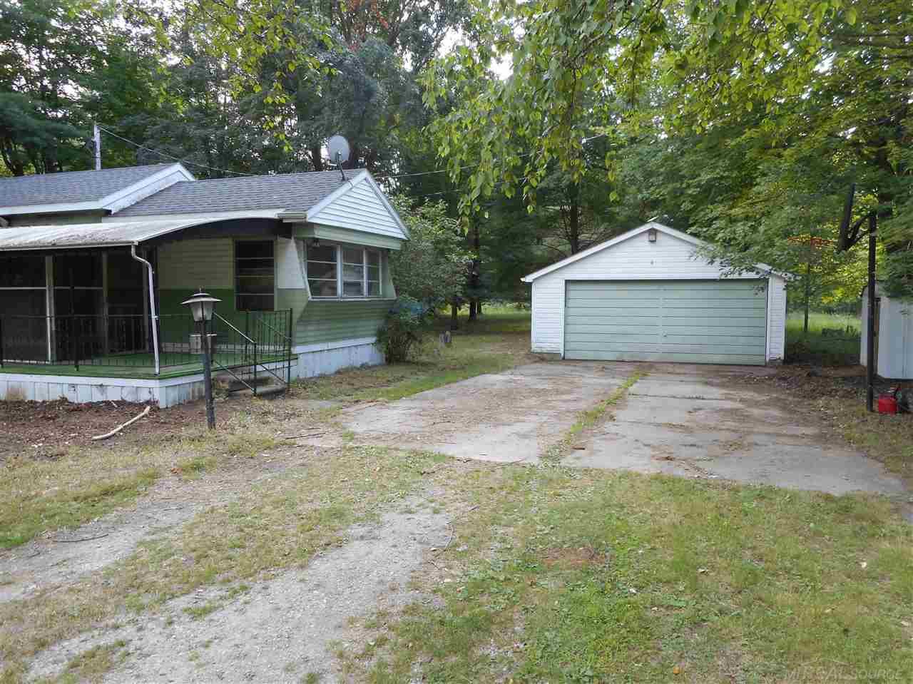 7090 Wildcat Road Croswell, MI 48422 - Photo 1 of 12 31393387.JPG