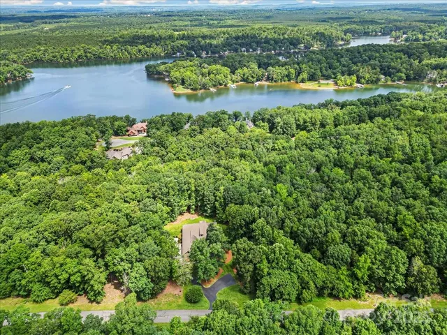 $839,000 | 562 Rocky Cove Lane, Denton, NC 27239