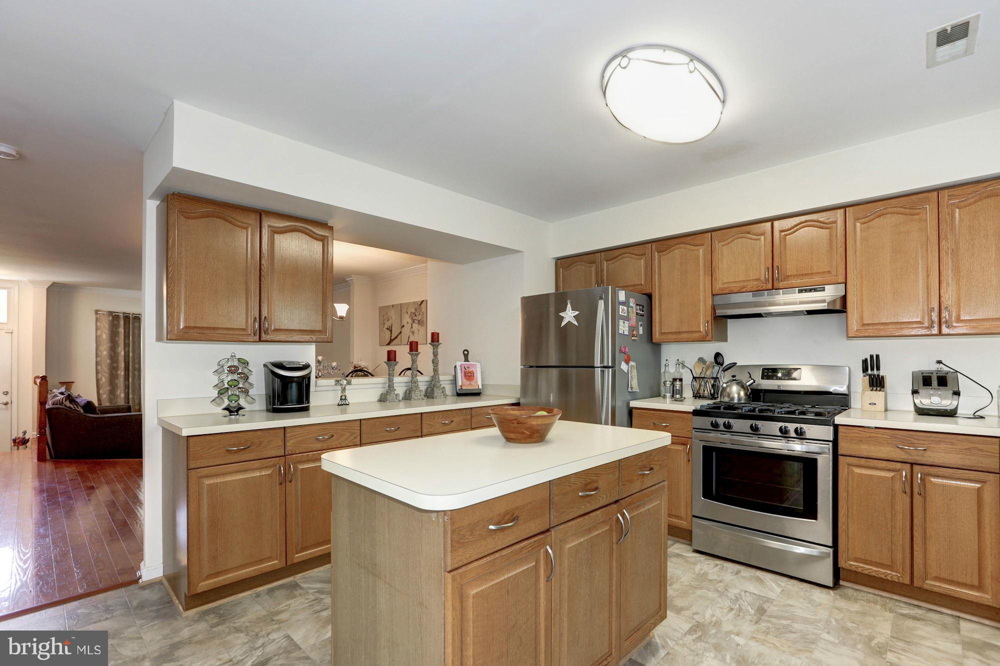 8835 Eagle Rock Lane Springfield, VA 22153 - Photo 6 of 29 Kitchen