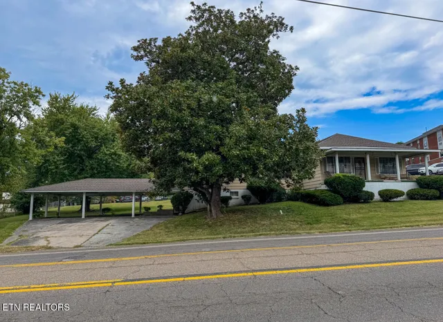 $220,000 | 18741 Alberta Street, Oneida, TN 37841