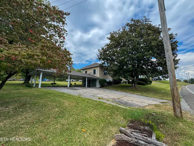 $220,000 | 18741 Alberta Street, Oneida, TN 37841